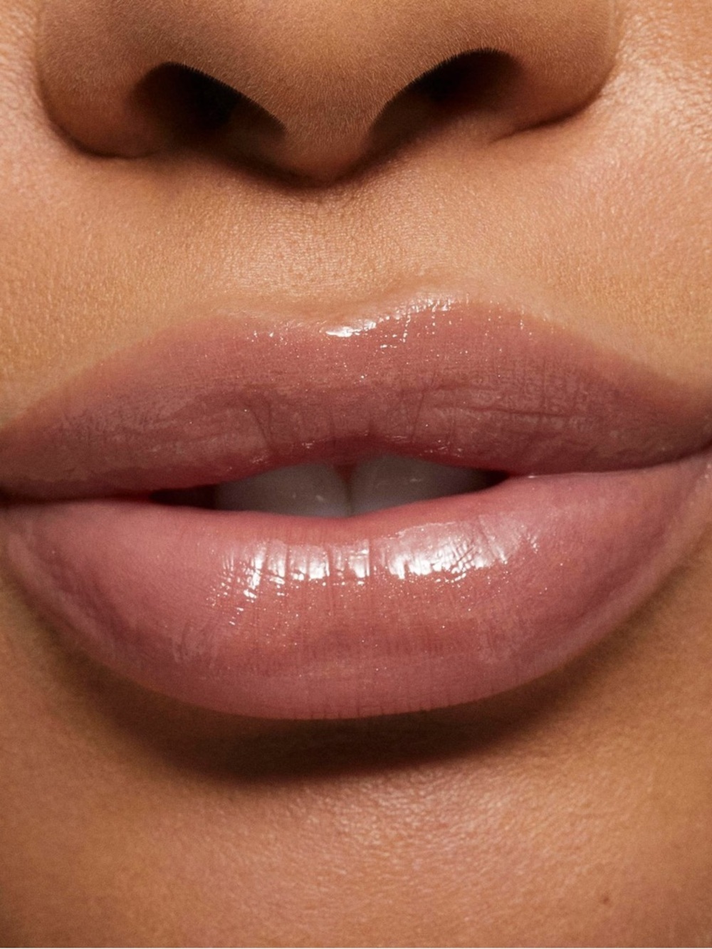 Kylie Jenner High Gloss Lip Gloss - Dolce K (703) - Nude Pink Shine